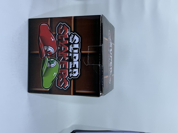 NIB Mario Brothers S&P Super Shakers - Picture 2 of 8